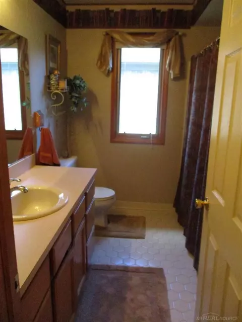 33720 Pineview, Fraser, MI 48026 photo 18