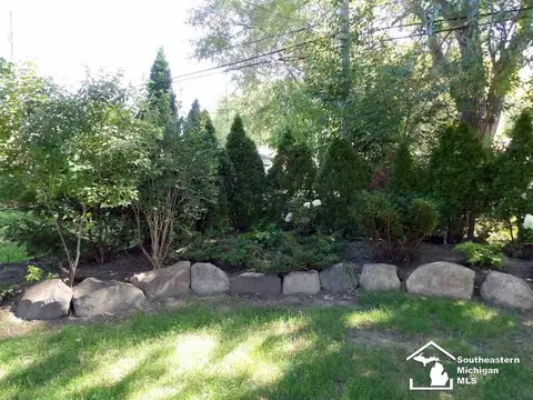 17433 Ray, Riverview, MI 48193 photo 5