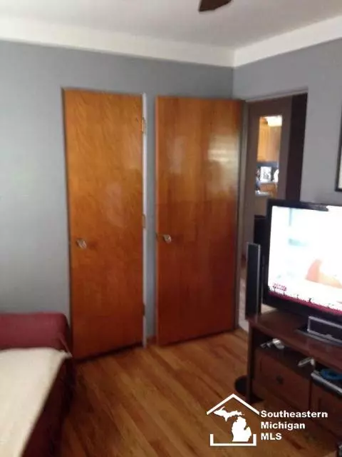 8242 Huron, Taylor, MI 48180 photo 15