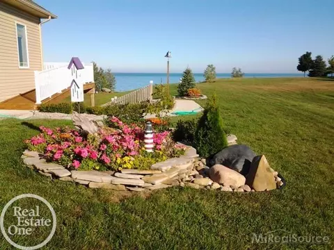 4470 Lakeshore, Deckerville, MI 48427 photo 38