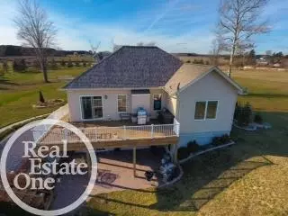 4470 Lakeshore, Deckerville, MI 48427 photo 3