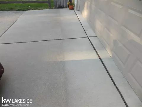 17303 Veronica, Eastpointe, MI 48021 photo 12