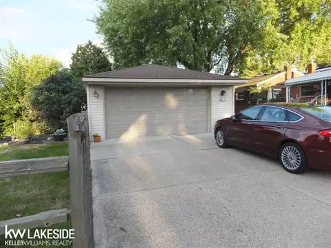 17303 Veronica, Eastpointe, MI 48021 photo 8