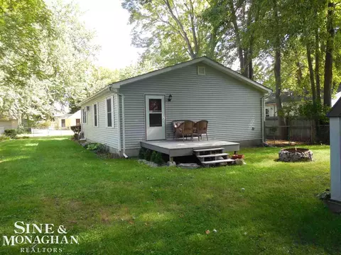 725 Washington, Algonac, MI 48001 photo 7