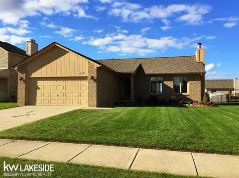 21637 Clifford, Macomb, MI 48044 photo 33