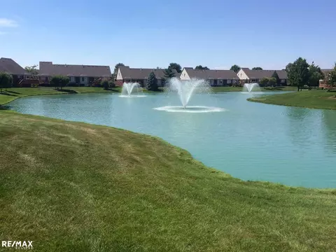 52575 Sable, Macomb, MI 48042 photo 25
