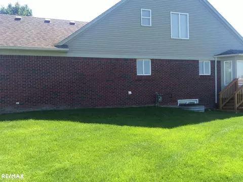 52575 Sable, Macomb, MI 48042 photo 24