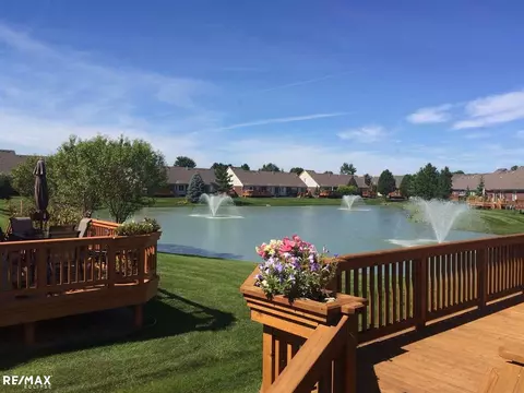 52575 Sable, Macomb, MI 48042 photo 2