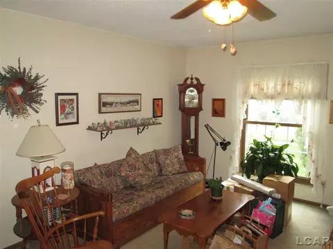 1240 Vine, Adrian, MI 49221 photo 4