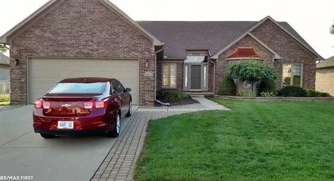 47313 Whippoorwill, Macomb, MI 48044 photo 1