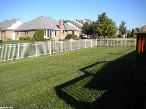 47313 Whippoorwill, Macomb, MI 48044 photo 11