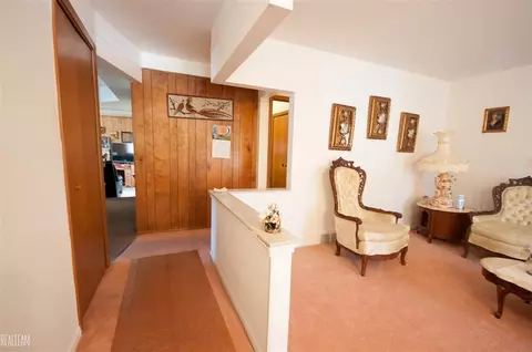11076 E 10 Mile, Warren, MI 48089 photo 6