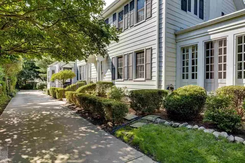 617 Washington, Grosse Pointe, MI 48230 photo 30