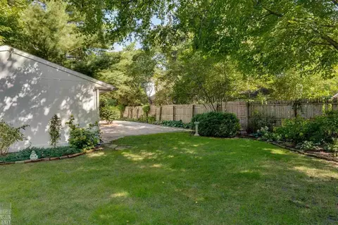617 Washington, Grosse Pointe, MI 48230 photo 26