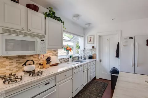 617 Washington, Grosse Pointe, MI 48230 photo 14