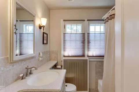 617 Washington, Grosse Pointe, MI 48230 photo 19