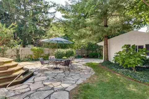 617 Washington, Grosse Pointe, MI 48230 photo 29
