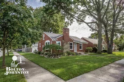 2040 Allard, Grosse Pointe Woods, MI 48236 photo 41