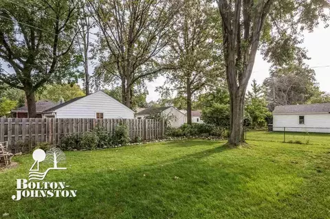 2040 Allard, Grosse Pointe Woods, MI 48236 photo 34