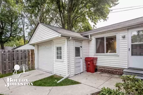 2040 Allard, Grosse Pointe Woods, MI 48236 photo 30