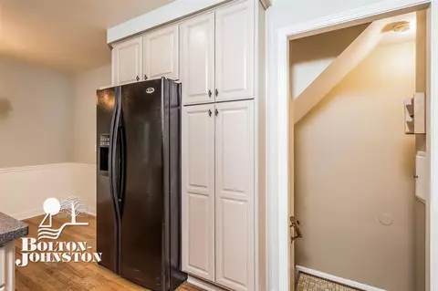 2040 Allard, Grosse Pointe Woods, MI 48236 photo 8