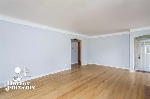 2040 Allard, Grosse Pointe Woods, MI 48236 photo 4