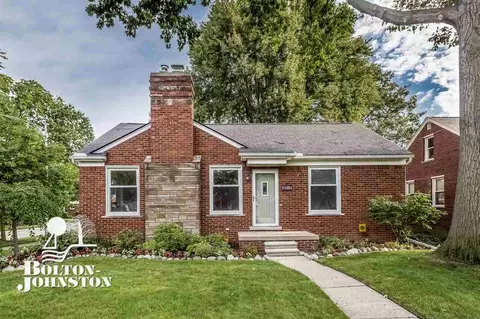 2040 Allard, Grosse Pointe Woods, MI 48236 photo 37
