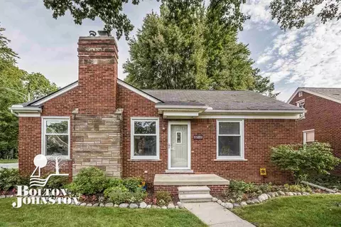 2040 Allard, Grosse Pointe Woods, MI 48236 photo 1