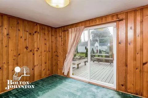 2040 Allard, Grosse Pointe Woods, MI 48236 photo 13