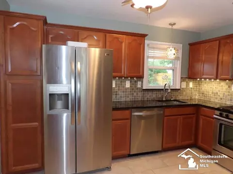 18201 Marsha, Riverview, MI 48193 photo 22