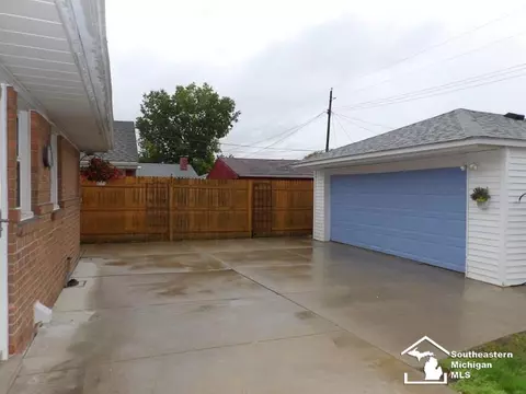 18201 Marsha, Riverview, MI 48193 photo 8
