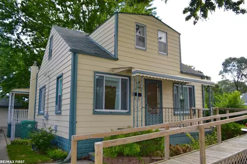 16454 10 Mile, Eastpointe, MI 48021 photo 1