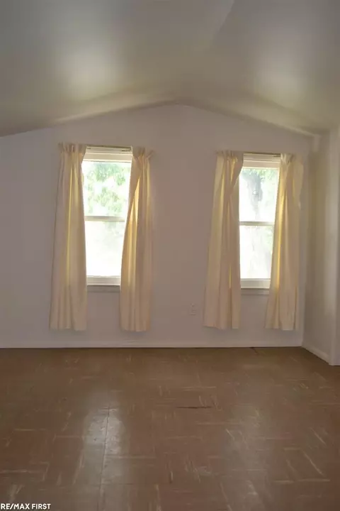 16454 10 Mile, Eastpointe, MI 48021 photo 8