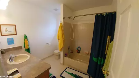 46514 Chalmers, Macomb, MI 48044 photo 17