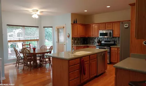 46514 Chalmers, Macomb, MI 48044 photo 7