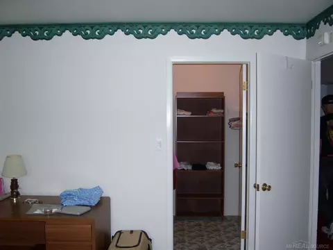 11623 Kenneth, Warren, MI 48093 photo 12