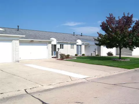 11623 Kenneth, Warren, MI 48093 photo 2