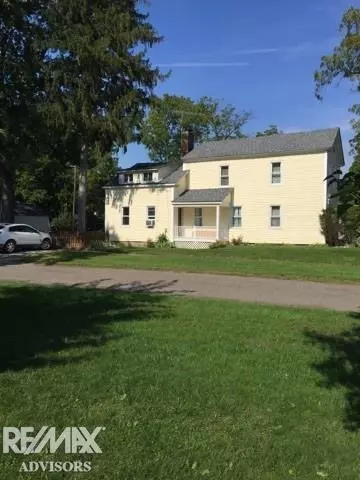 1503 Saint Clair, Algonac, MI 48001 photo 2