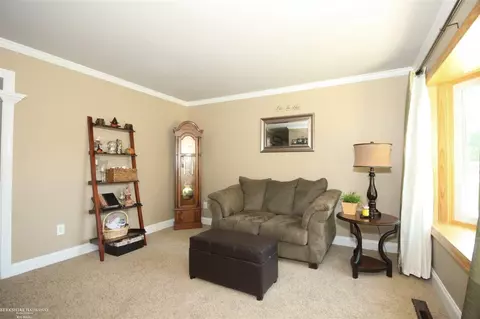 32742 Stricker, Warren, MI 48088 photo 10
