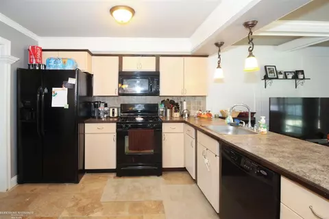 32742 Stricker, Warren, MI 48088 photo 5