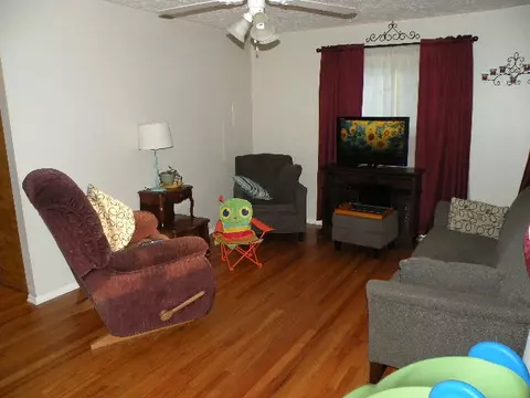 1108 Dingwall, Owosso, MI 48867 photo 3