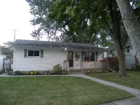 1108 Dingwall, Owosso, MI 48867 photo 1