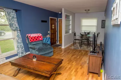 417 Riverside, Adrian, MI 49221 photo 5
