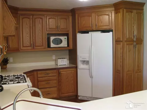 3982 Geiman, Monroe, MI 48162 photo 9