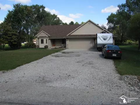 3982 Geiman, Monroe, MI 48162 photo 1