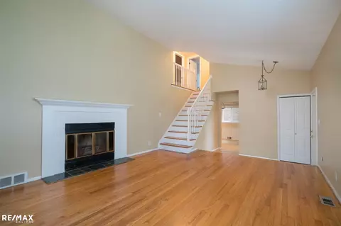 1220 Key W, Clawson, MI 48017 photo 4