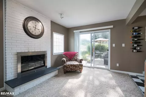 32036 Bunert, Warren, MI 48088 photo 6
