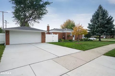 32036 Bunert, Warren, MI 48088 photo 29