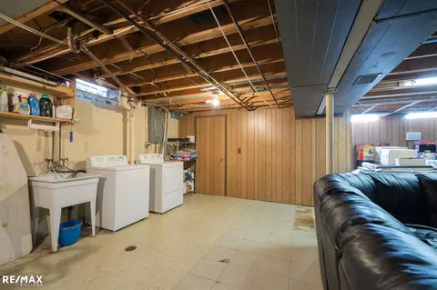 32036 Bunert, Warren, MI 48088 photo 16