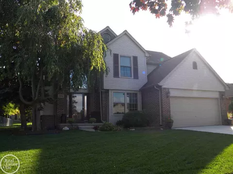 18966 Plantation, Macomb, MI 48044 photo 56